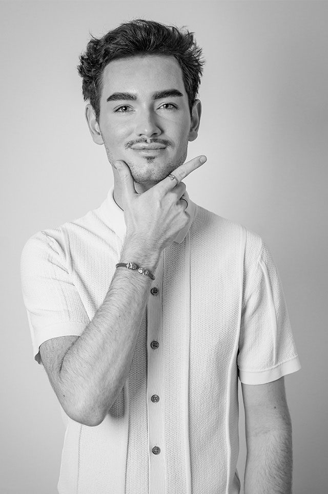 Bert-zw-640x965